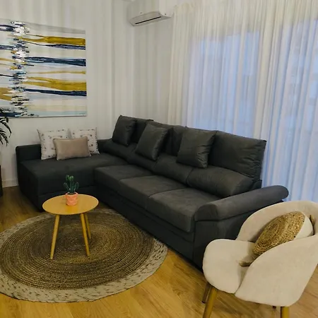 Cozy With Pool, Parking And Sea View * カンデラリア